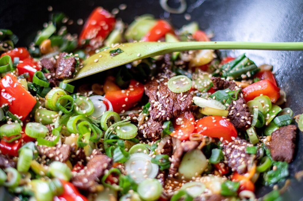 Beef and veggie stir-fry for quick dinner recipes for busy moms