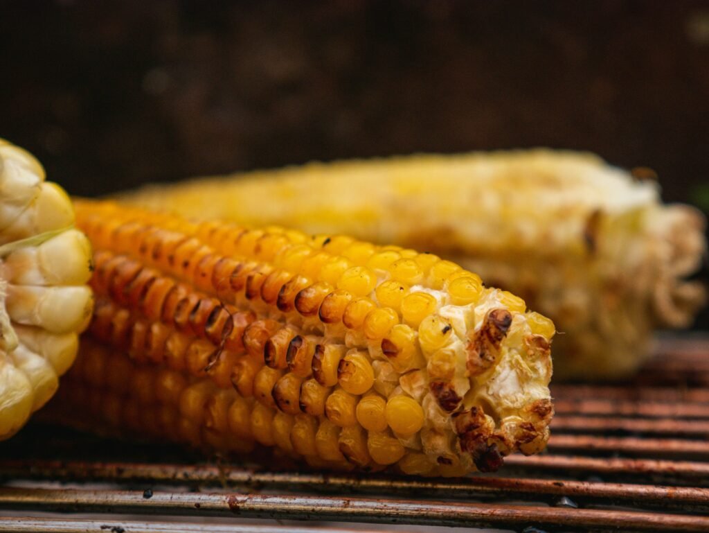 Microwaving corn quick cooking hack