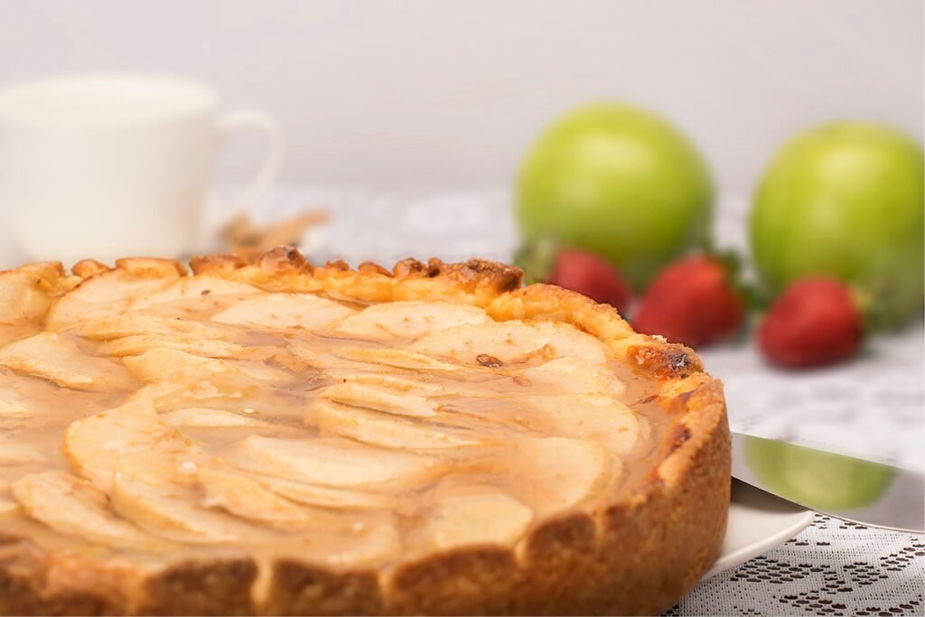 Modern apple pie for history of American apple pie